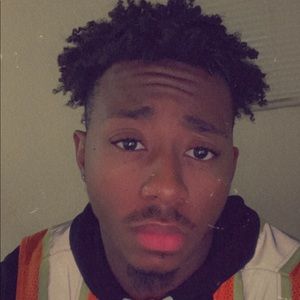 Meet your Posher, Elijah